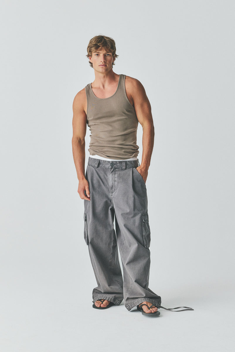 CP00013-GRY_2_68ee4480-ed83-