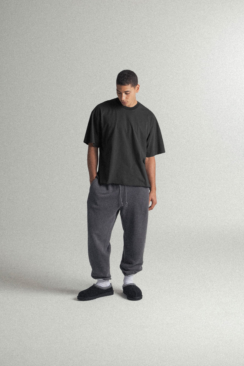OVERSIZED CROP CORE TEE in VINTAGE BLACK – Elwood Clothing