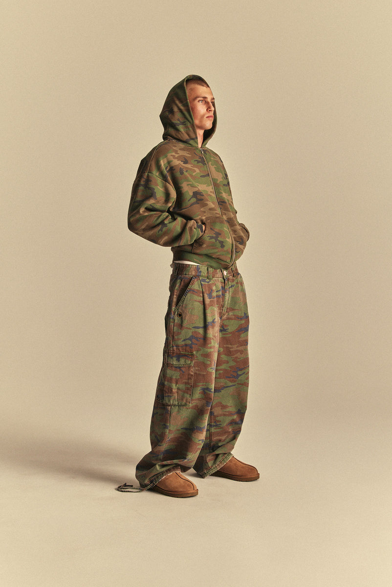 CAMO ZIP HOODIE in CAMO – Elwood Clothing
