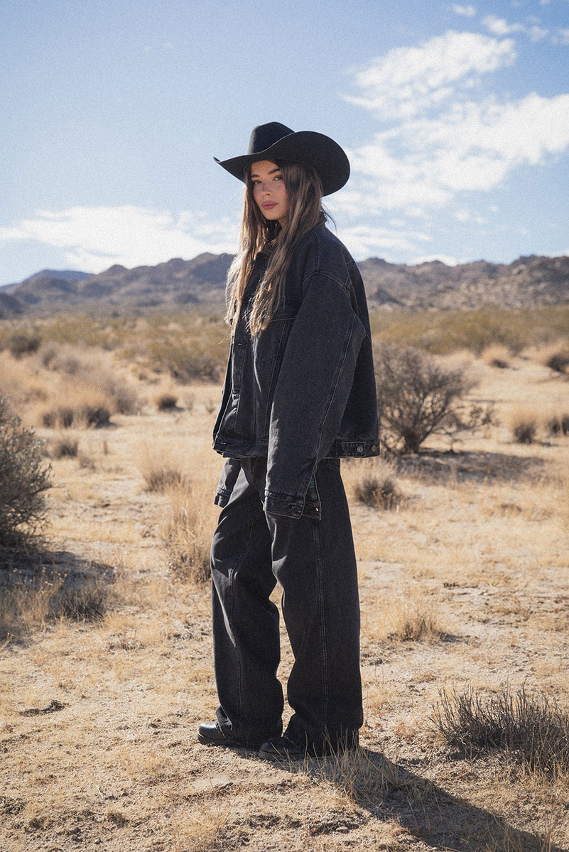 WESTERN DENIM JACKET in WASHED BLACK Elwood Clothing