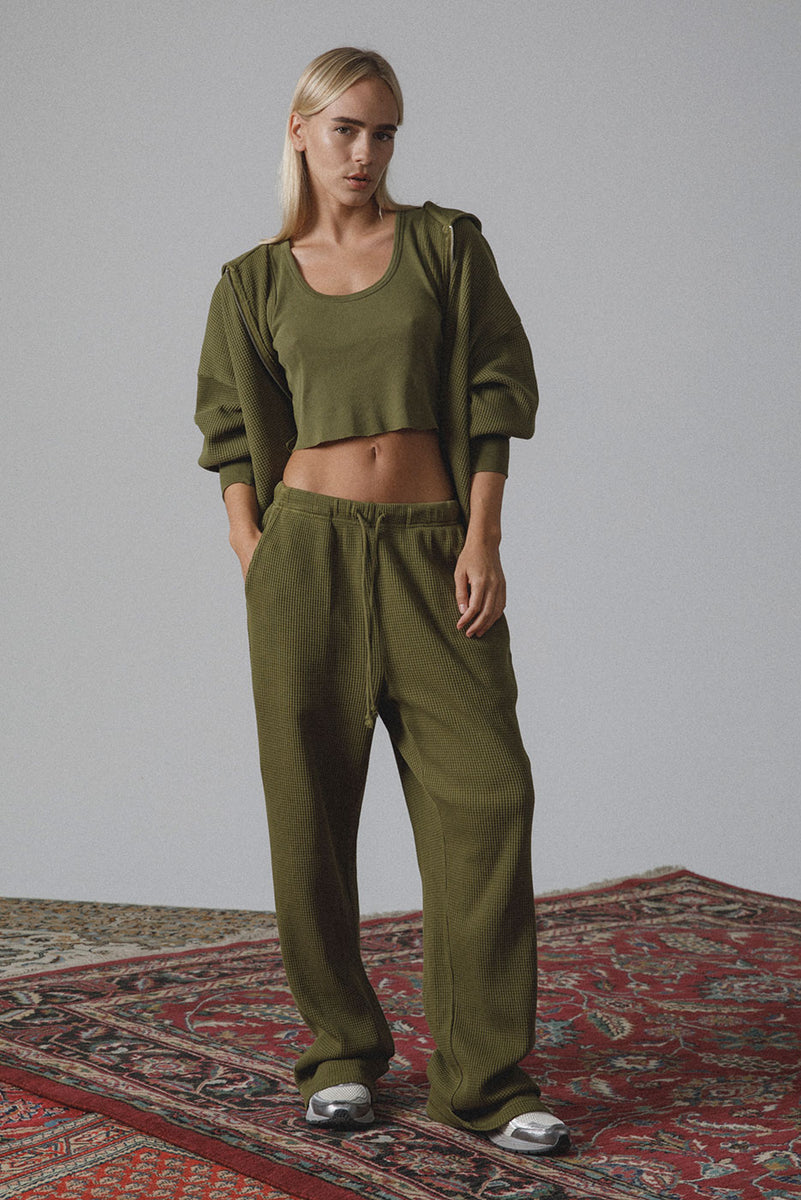 パンツ HOLE AND HOLLAND CORD SMOOTH PANTS OLIVE Olive Flare Pants | Hyper Denim