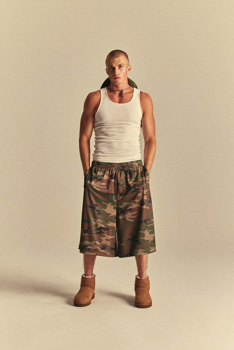 BAGGY MESH SHORT in CAMO – Elwood Clothing