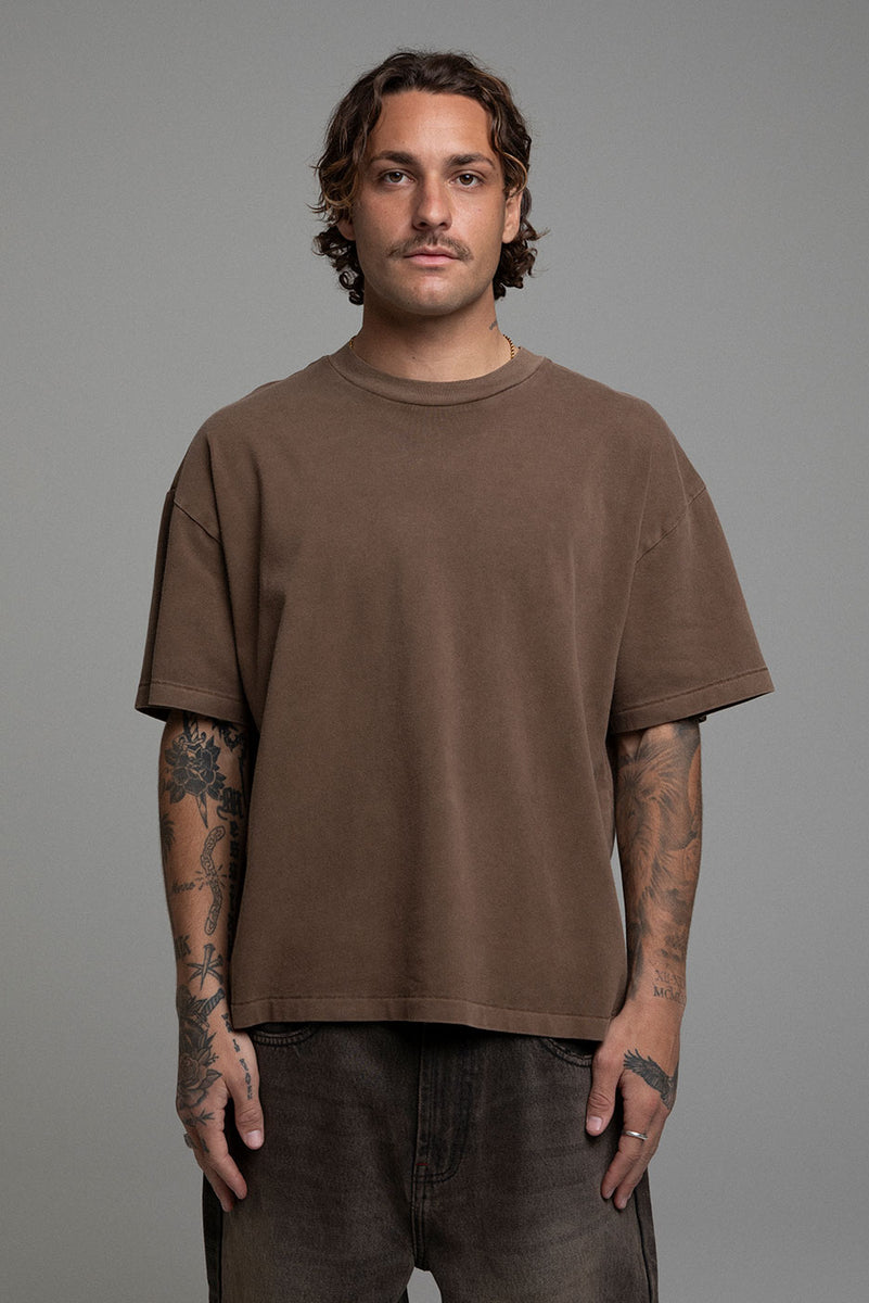 CROP HILL TEE in TOBACCO – Elwood Clothing