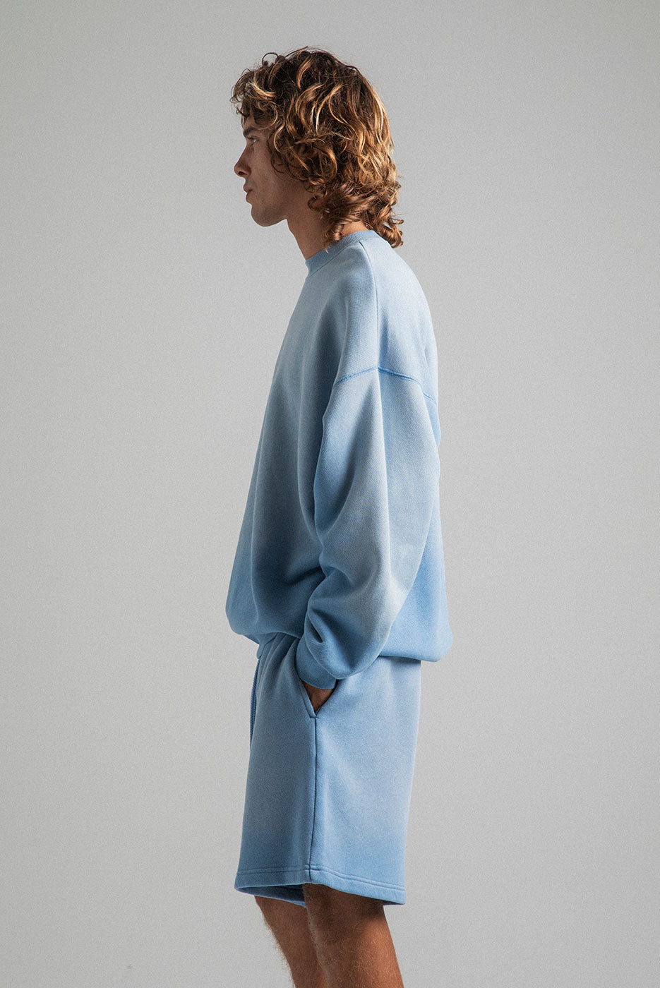 OVERSIZED CORE CREWNECK