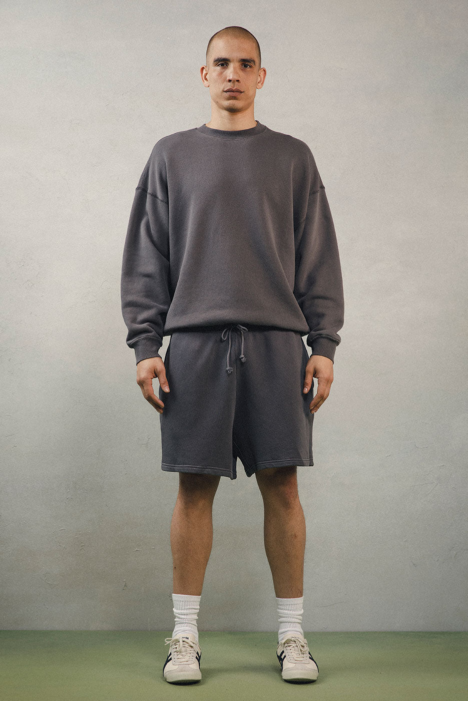OVERSIZED CORE CREWNECK
