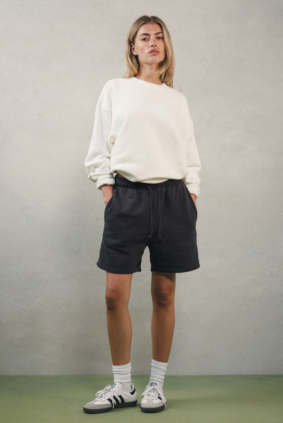 OVERSIZED CORE CREWNECK