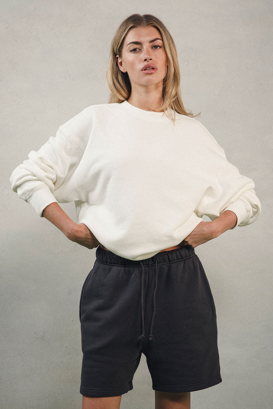 OVERSIZED CORE CREWNECK