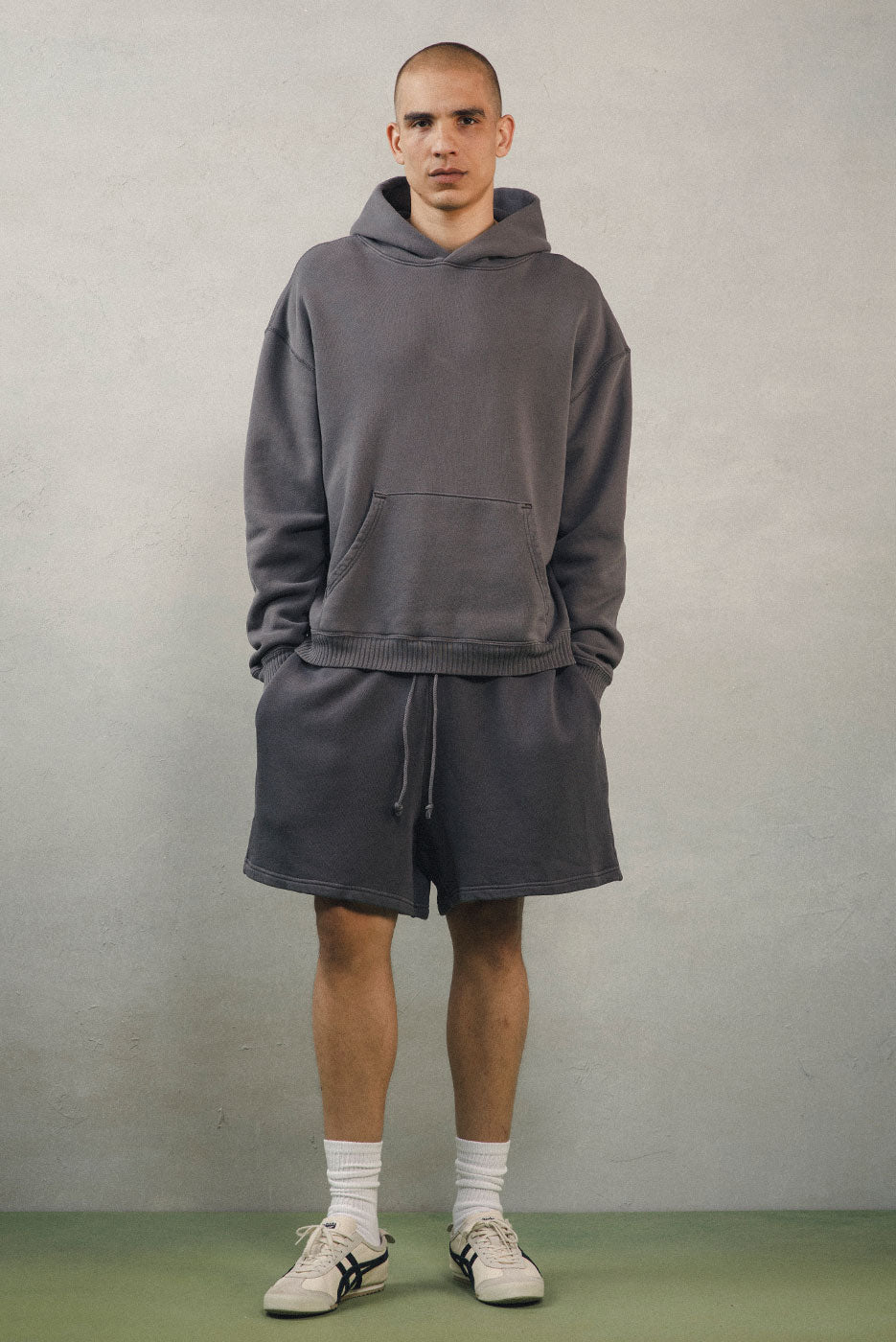 CORE HOODIE