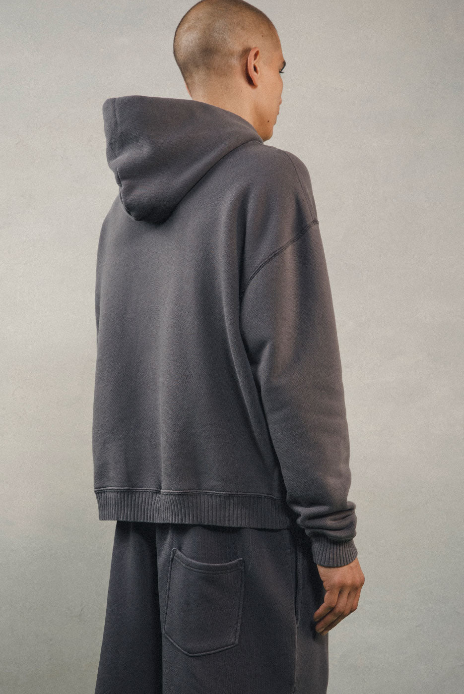 CORE HOODIE