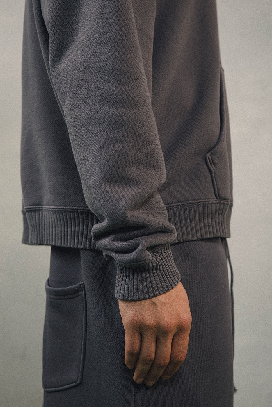 CORE HOODIE