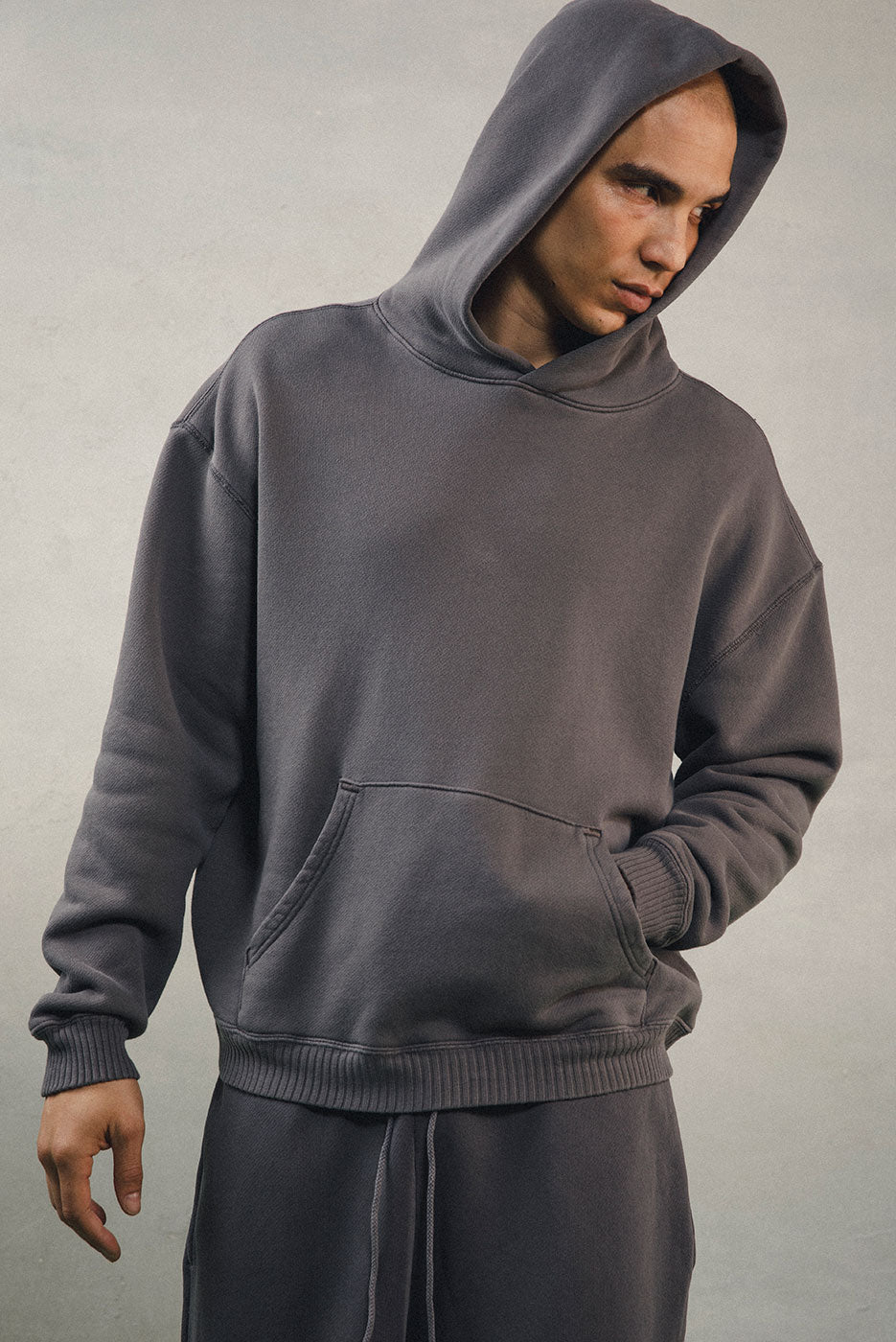 CORE HOODIE
