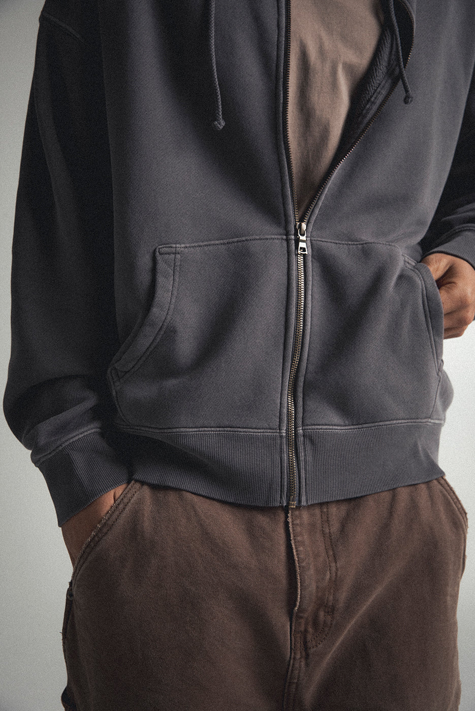 CORE ZIP HOODIE
