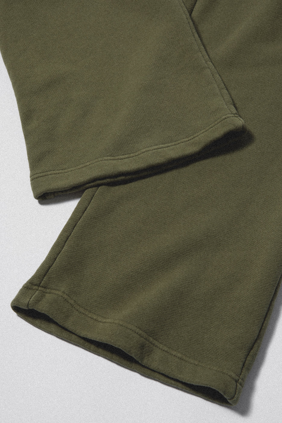 CORE STRAIGHT LEG SWEATPANT