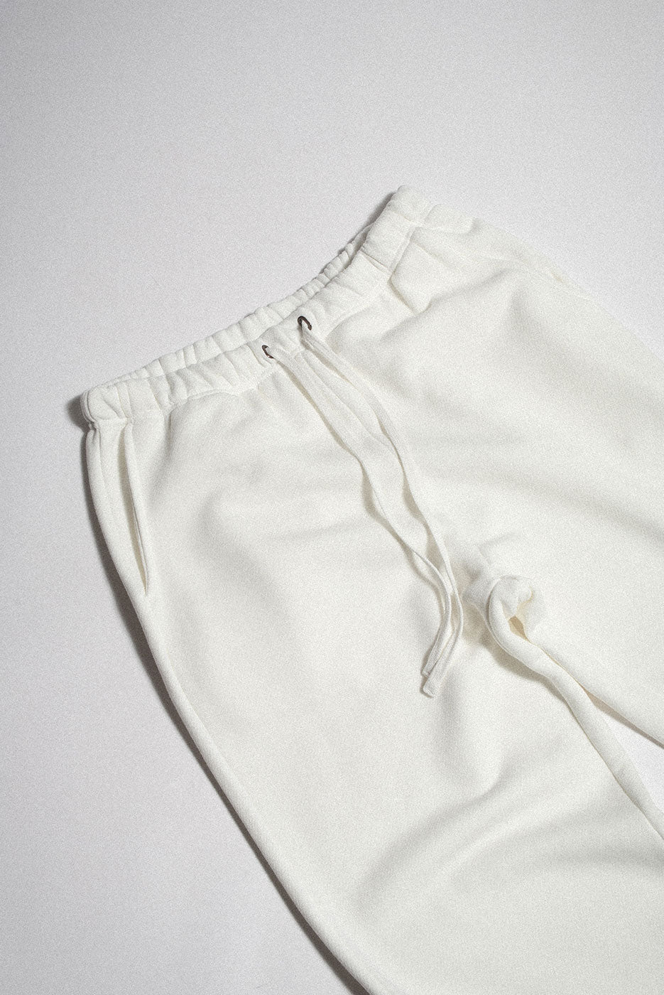CORE STRAIGHT LEG SWEATPANT in VINTAGE WHITE – Elwood Clothing
