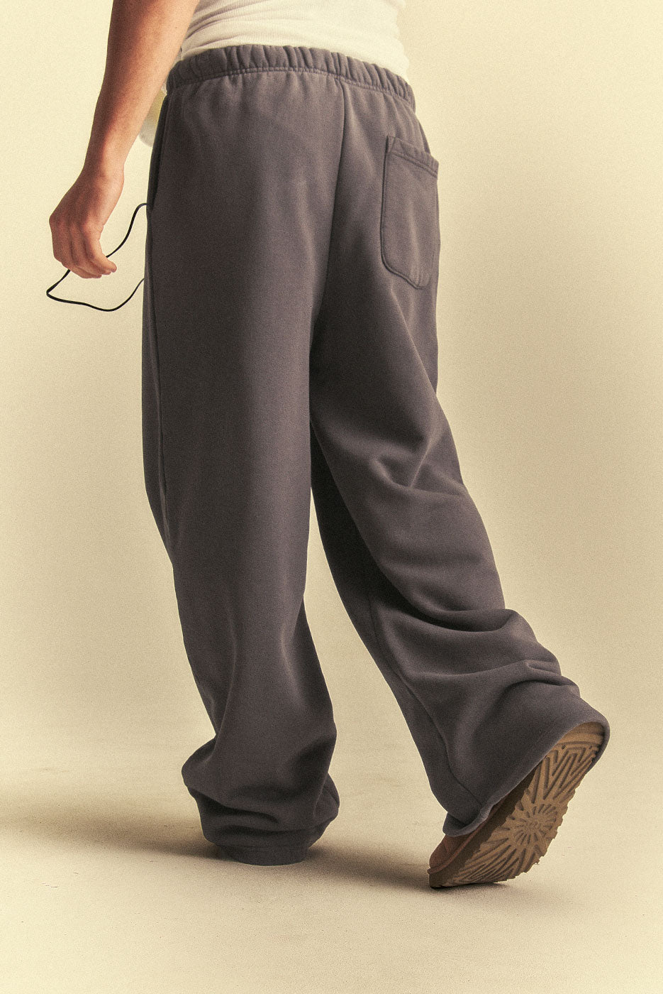 CORE STRAIGHT LEG SWEATPANT in VINTAGE GREY – Elwood Clothing