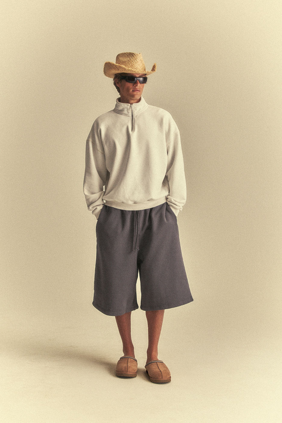 BIG CORE SWEATSHORT in VINTAGE GREY – Elwood Clothing