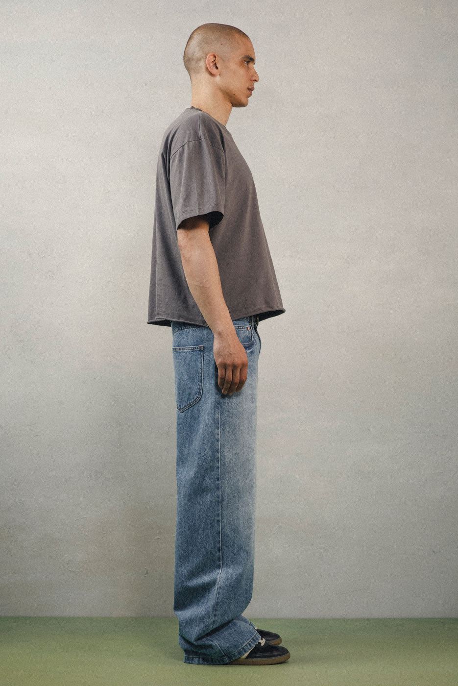 OVERSIZED CROP CORE TEE