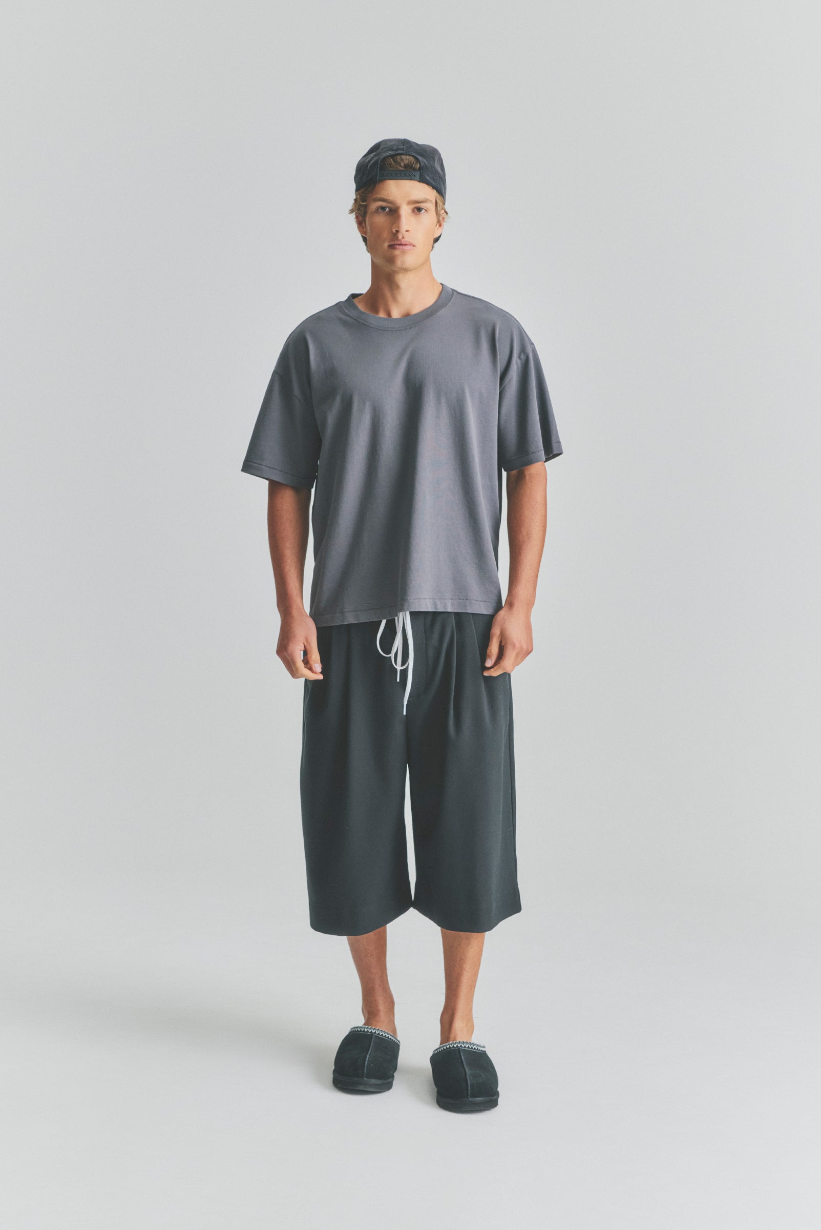 CROP HILL TEE 3 PACK in VINTAGE BLACK + GREY + WHITE – Elwood Clothing