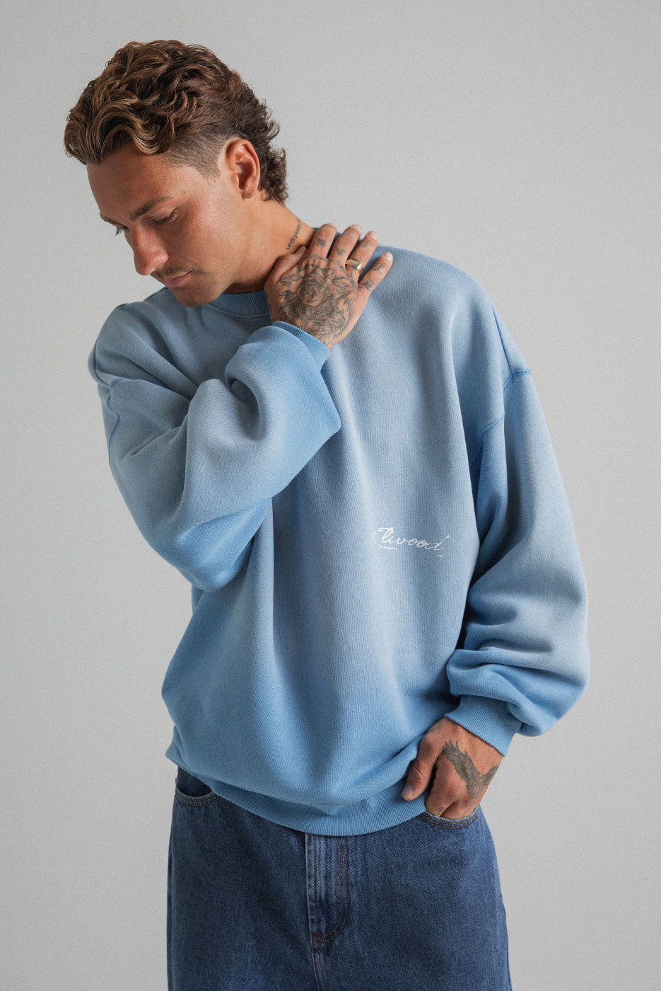 SCRIPT CREWNECK
