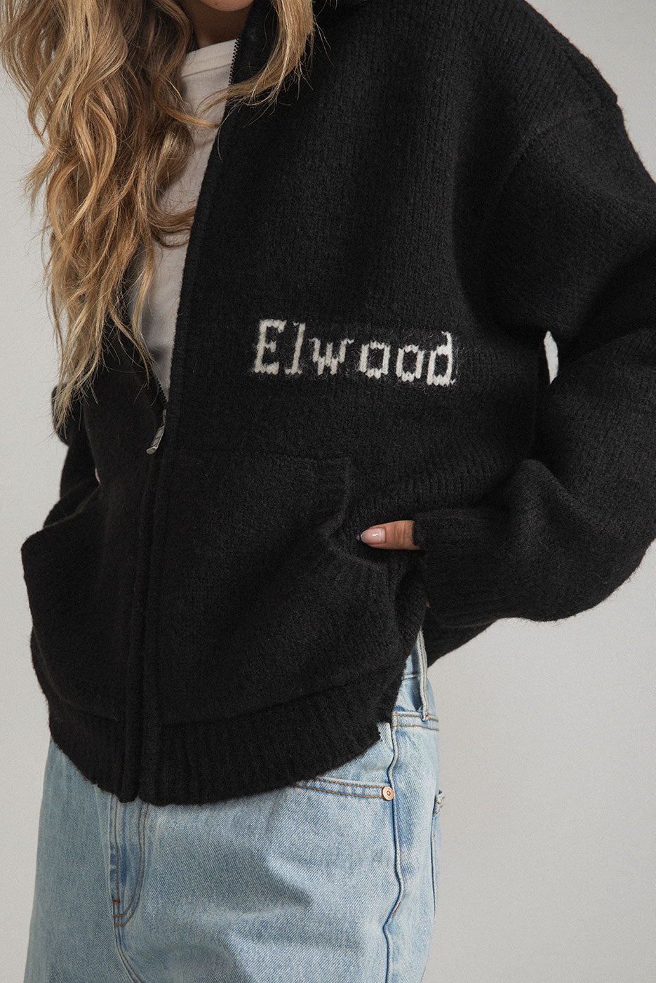 KNIT ZIP SWEATER