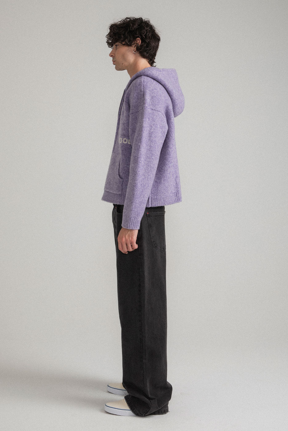 KNIT ZIP SWEATER