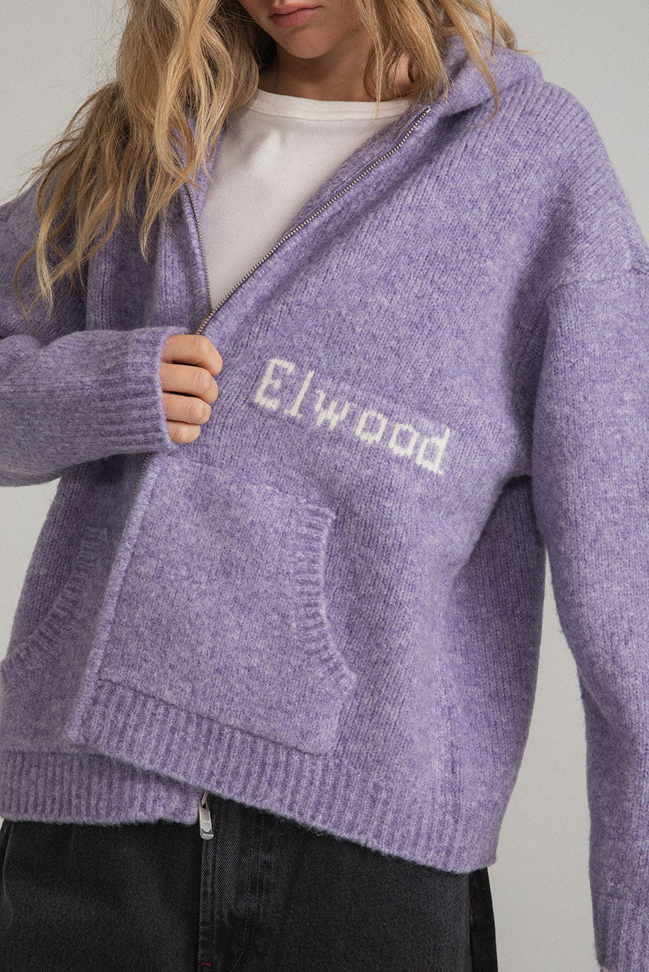 KNIT ZIP SWEATER