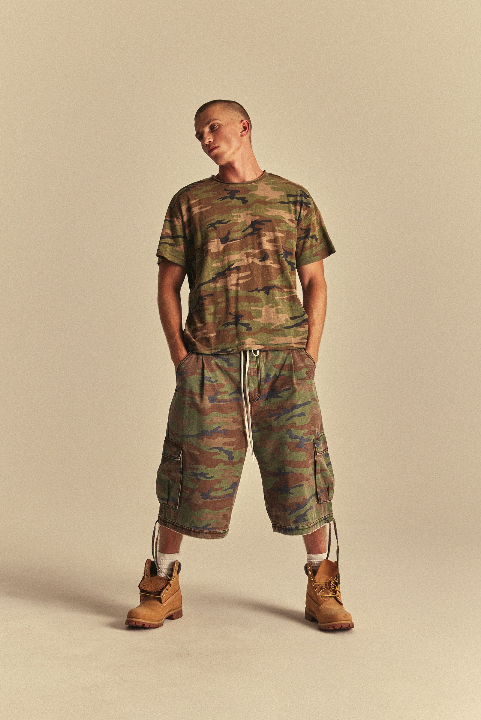 BAGGY CAMO SHORT in CAMO – Elwood Clothing