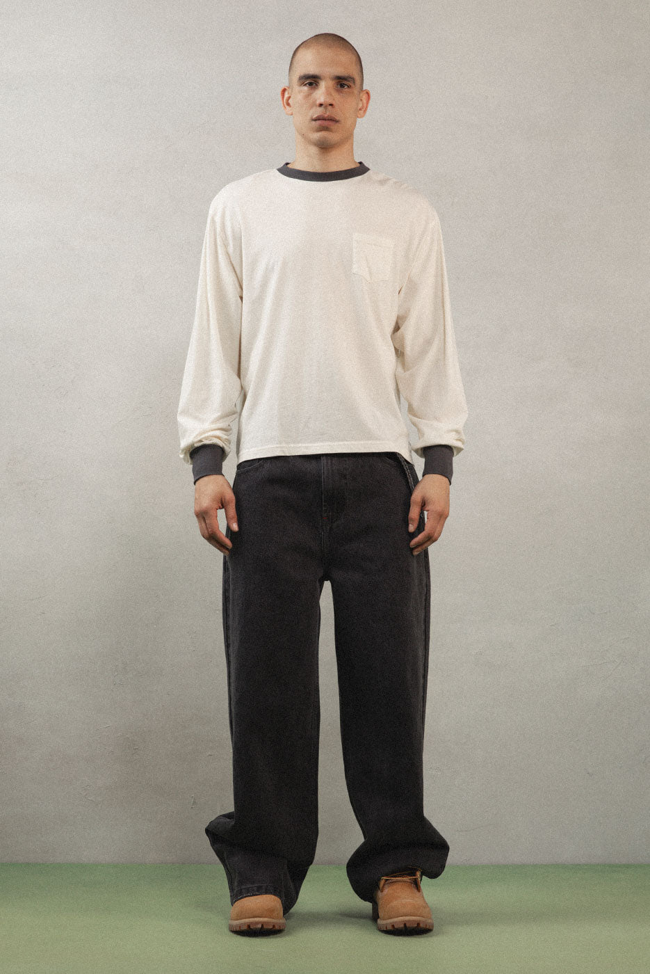 TROPHY RINGER LS TEE
