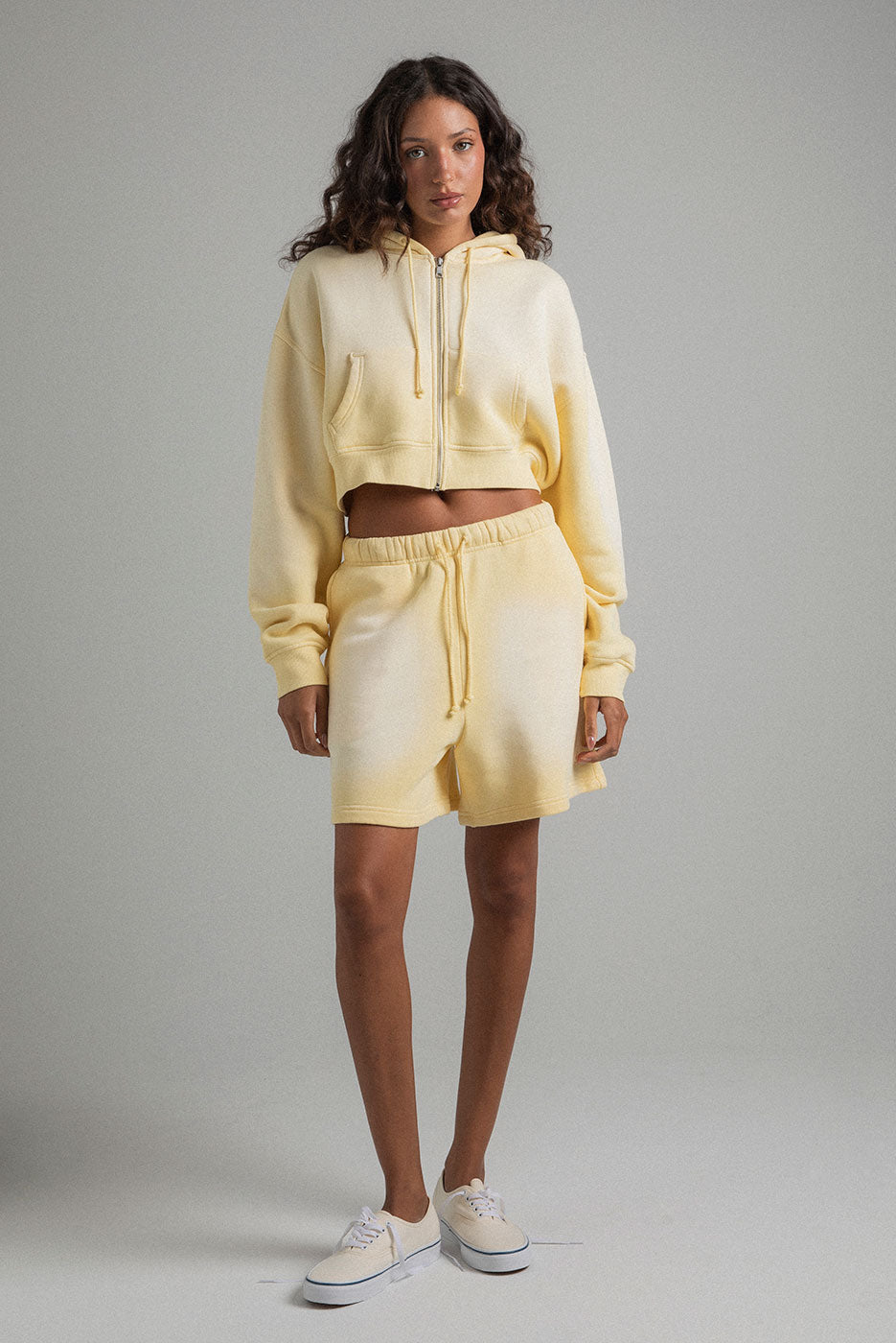 BABYDOLL CROP ZIP HOODIE