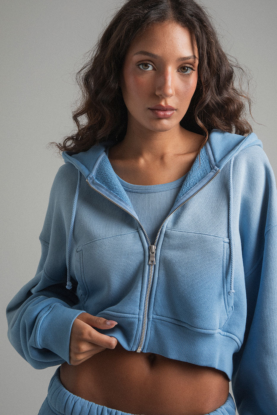 BABYDOLL CROP ZIP HOODIE